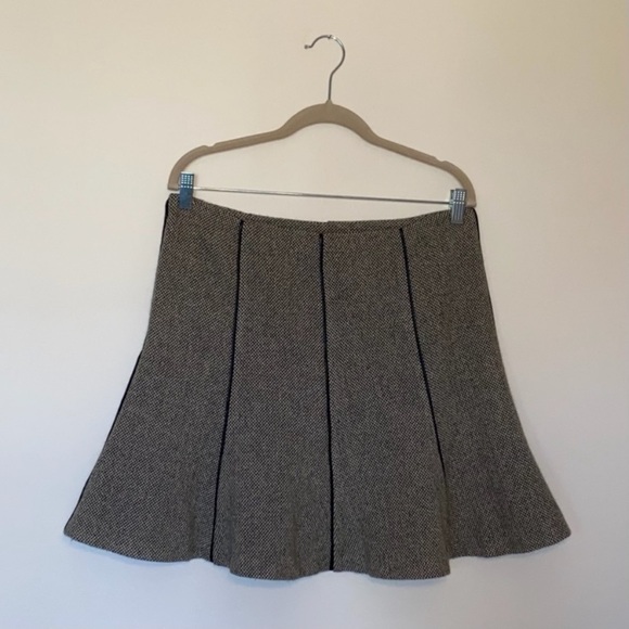 SOLD - Lauren Ralph Lauren Tweed Skirt - Picture 4 of 10